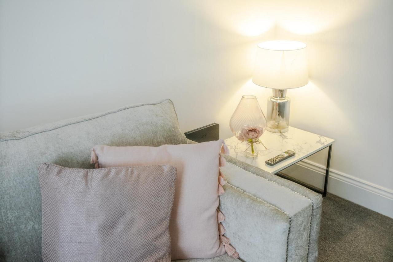 Elegantly 2-Bedroom In Ashington, Sleeps 3 แอชชิงตัน ภายนอก รูปภาพ